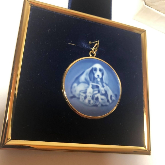 1979 Mother's Day Pendant - Picture 8 of 9